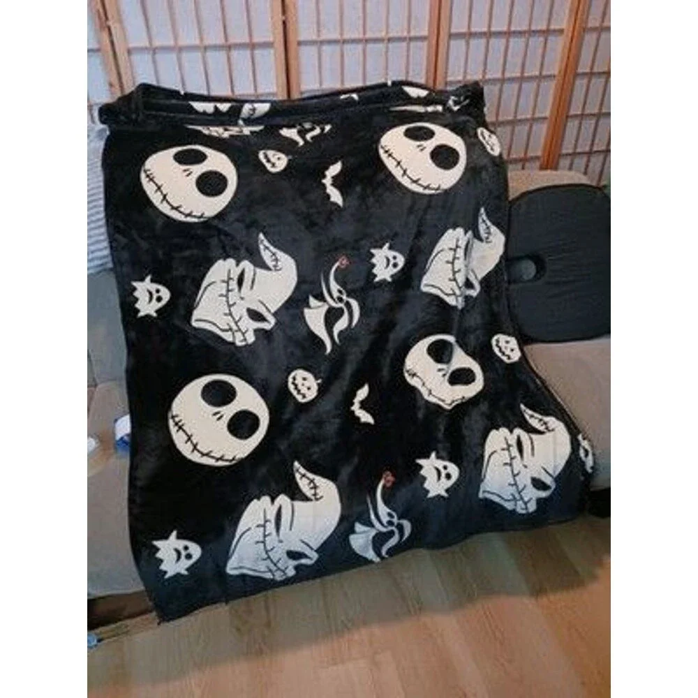 Disney Halloween Jack, Zero, And Boogie Throw.
